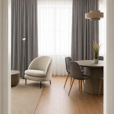 Center - Serviced Boutique - Urban Flats