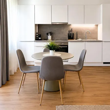 Center - Serviced Boutique - Urban Flats Baden