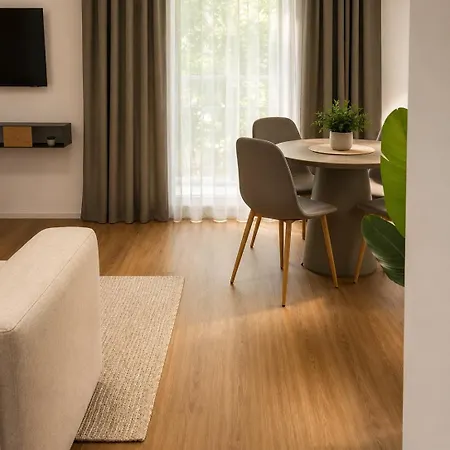 Center - Serviced Boutique - Urban Flats Aparthotel